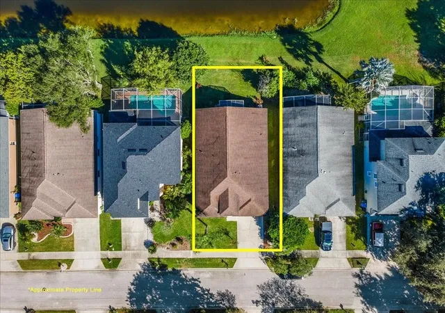 Photo 3 of Sale Pending at 477 Lakepark Trl, Oviedo, FL 32765 | MLS# O6447843 | Listing updated on 2026-10-29