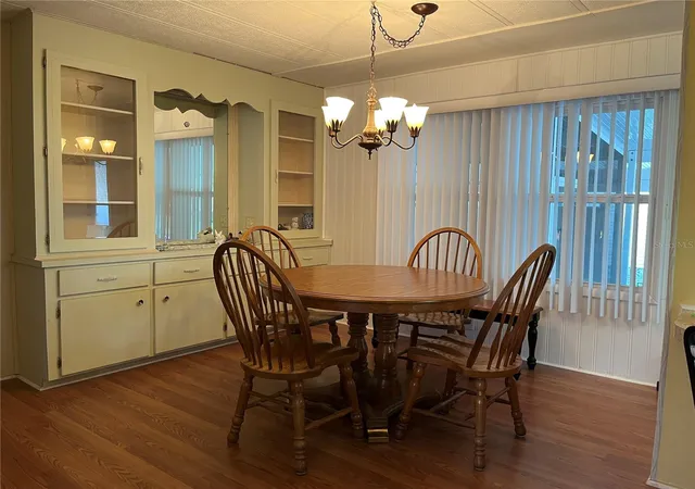Photo 2 of Manufactured home for sale at 804 Cervina Dr N, Venice, FL 34285 | MLS# N6146093 | Listing updated on 2026-10-08