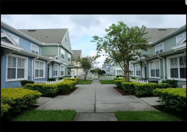 Photo 3 of Townhouse for sale at 4015 Venetian Bay Dr #103, Kissimmee, FL 34741 | MLS# TB8555631 | Listing updated on 2026-10-07