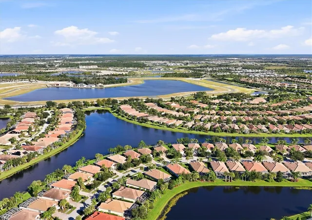 Photo 2 of Single family home for sale at 19256 Jalisca St, Venice, FL 34293 | MLS# N6146094 | Listing updated on 2026-10-21