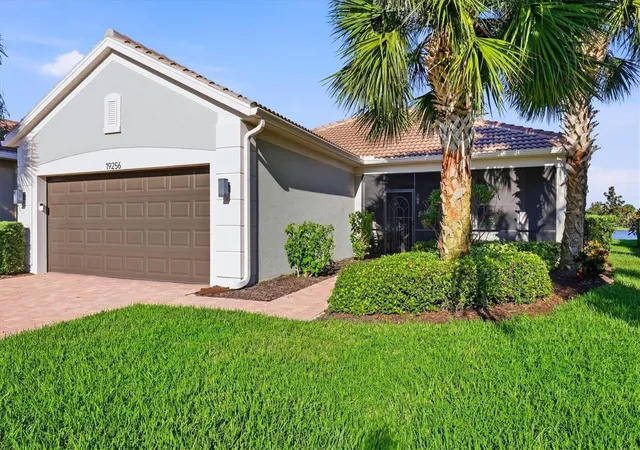 Photo 4 of Single family home for sale at 19256 Jalisca St, Venice, FL 34293 | MLS# N6146094 | Listing updated on 2026-10-21