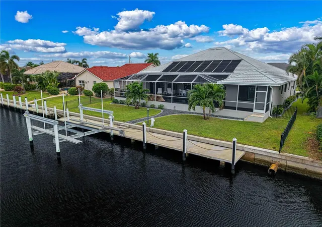 Photo 3 of Single family home for sale at 2523 Brazilia Ct, Punta Gorda, FL 33950 | MLS# C7531662 | Listing updated on 2026-10-23