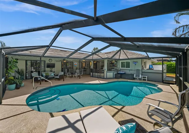 Photo 3 of Single family home for sale at 518 Dover Dr S, Englewood, FL 34223 | MLS# N6146095 | Listing updated on 2026-10-08