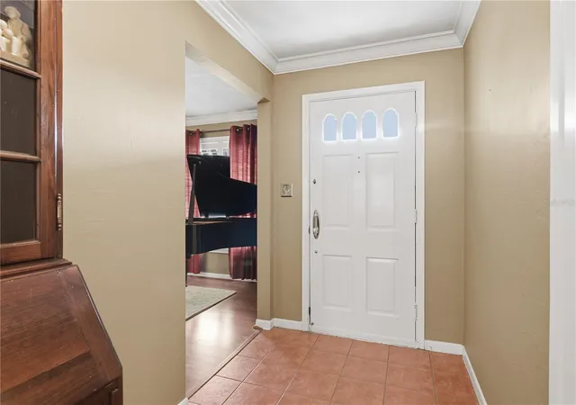 Photo 4 of Single family home for sale at 233 Westwinds Dr, Palm Harbor, FL 34683 | MLS# W7890151 | Listing updated on 2026-10-12