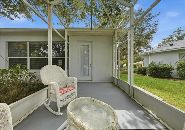 Photo 4 of Single family home for sale at 5127 Aurora Dr, Leesburg, FL 34748 | MLS# G5118740 | Listing updated on 2026-10-07