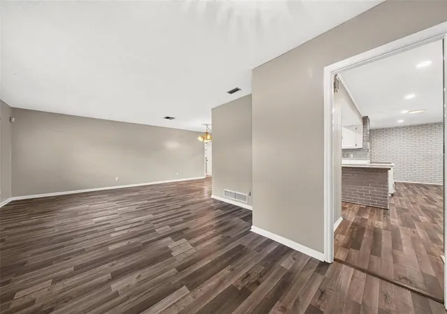 Photo 2 of Single family home for sale at 2504 Lauderdale Ct, Orlando, FL 32805 | MLS# O6447863 | Listing updated on 2026-10-08
