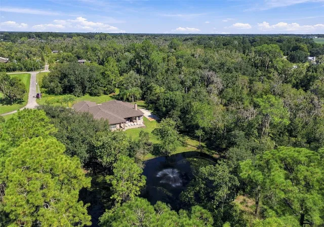 Photo 3 of Single family home for sale at 13887 Gavin Rd, Dover, FL 33527 | MLS# TB8555655 | Listing updated on 2026-10-20