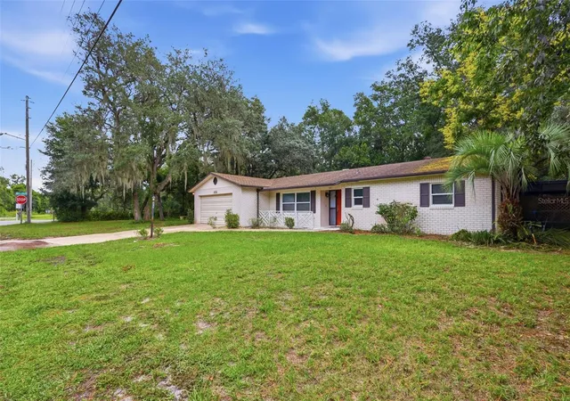 Photo 3 of Single family home for sale at 101 Highland Ave, Debary, FL 32713 | MLS# V4951684 | Listing updated on 2026-10-08
