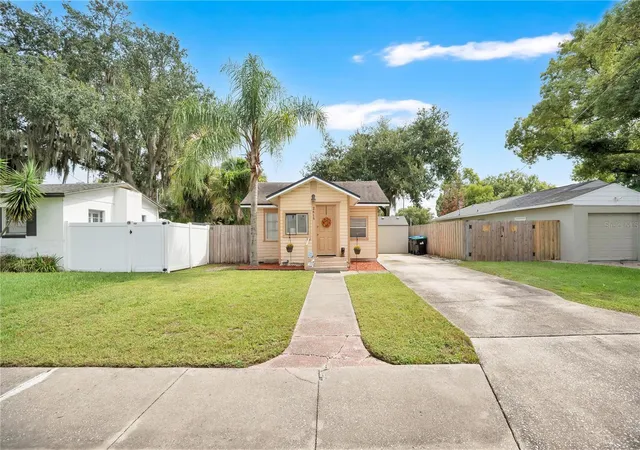 Single family home for sale at 2615 Coolidge Ave, ORLANDO, FL 32804 | MLS# O6447881