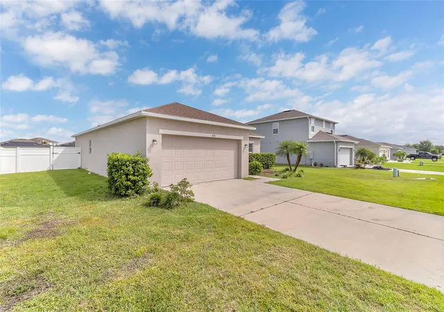 Photo 2 of Single family home for sale at 418 Quarry Rock Cir, Kissimmee, FL 34758 | MLS# O6447885 | Listing updated on 2026-10-08