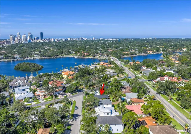 Photo 3 of Single family home for sale at 200 Lamara Way NE, Saint Petersburg, FL 33704 | MLS# TB8555672 | Listing updated on 2026-10-09