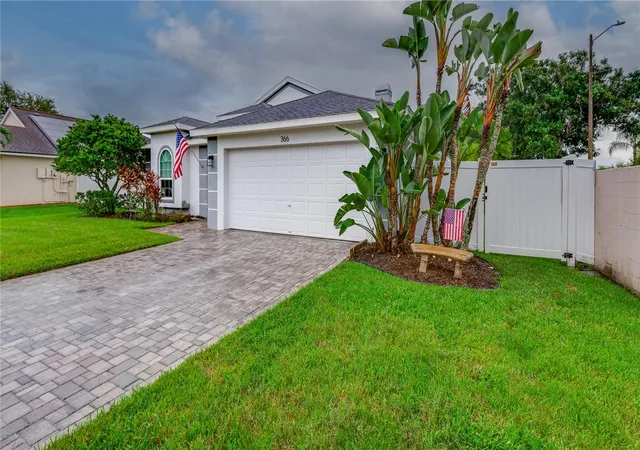 Photo 3 of Single family home for sale at 366 Rainforest Ct, Oldsmar, FL 34677 | MLS# TB8555675 | Listing updated on 2026-10-08