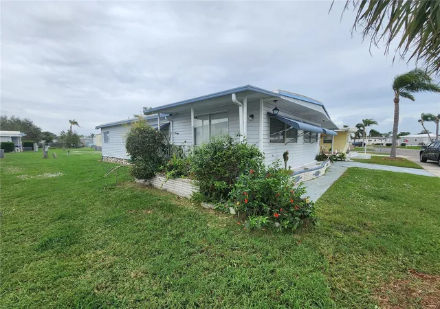 Photo 2 of Manufactured home for sale at 5317 Chateau Ln, Bradenton, FL 34207 | MLS# A4708768 | Listing updated on 2026-10-09