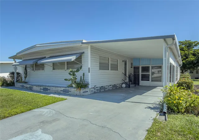 Photo 3 of Manufactured home for sale at 5317 Chateau Ln, Bradenton, FL 34207 | MLS# A4708768 | Listing updated on 2026-10-16