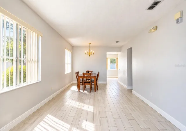 Photo 4 of Single family home for sale at 1523 Blue Horizon Dr, Clermont, FL 34714 | MLS# OM733590 | Listing updated on 2026-10-08