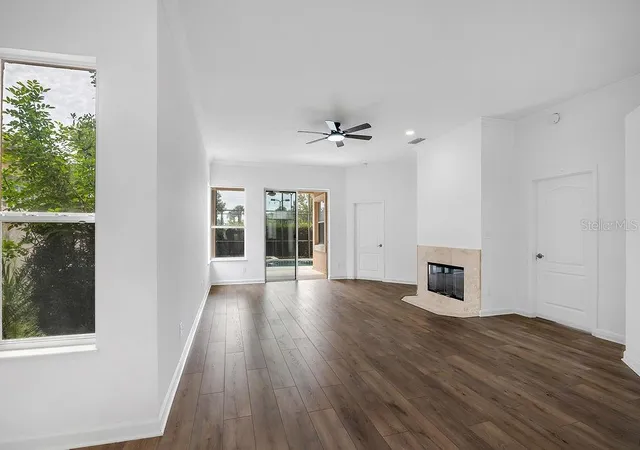 Photo 4 of Single family home for sale at 14331 Dulcimer Ct, Orlando, FL 32837 | MLS# S5159016 | Listing updated on 2026-10-07