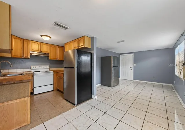 Photo 4 of Single family home for sale at 5016 S 85th Street, Tampa, FL 33619 | MLS# TB8555683 | Listing updated on 2026-10-07