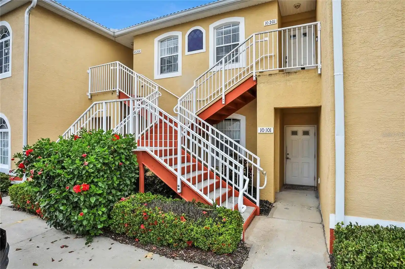 Listing Photo 2 - Condo for sale in 10201 Indian Creek Dr located at 10201 Indian Creek Dr, KISSIMMEE, FL 34759 - Unit #10B