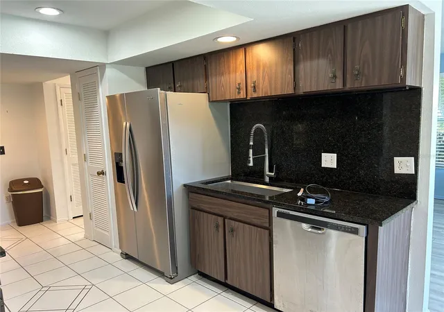 Photo 3 of Single family home for sale at 25226 Puerta Dr, Punta Gorda, FL 33955 | MLS# C7531667 | Listing updated on 2026-10-23