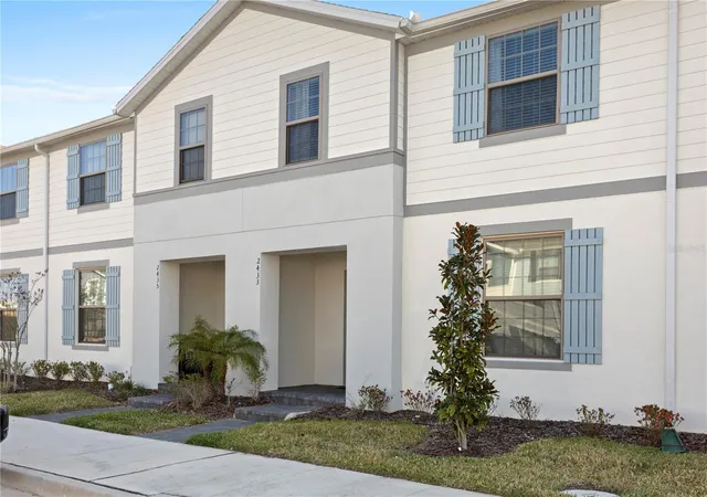 Photo 2 of Townhouse for sale at 2433 Dubai St, Kissimmee, FL 34747 | MLS# O6447912 | Listing updated on 2026-10-08