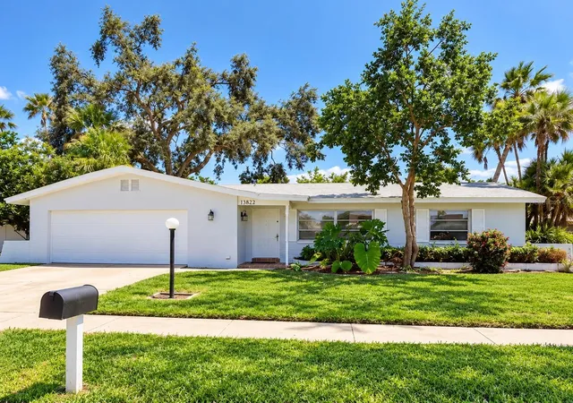 Photo 1 of Single family home for sale at 13822 Brewster Dr, Largo, FL 33774 | MLS# TB8555692 | Listing updated on 2026-10-07