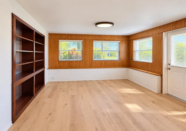 Photo 3 of Single family home for sale at 13822 Brewster Dr, Largo, FL 33774 | MLS# TB8555692 | Listing updated on 2026-10-07