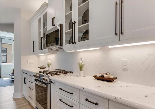Photo 3 of Single family home for sale at 1209 Brush Crk Dr, Deland, FL 32724 | MLS# W7890157 | Listing updated on 2026-10-09