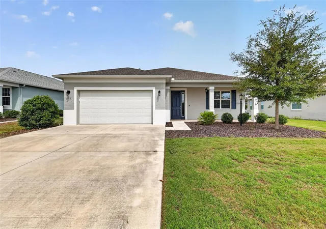 Single family home for sale at 9012 SW 75th Loop, OCALA, FL 34481 | MLS# OM733592