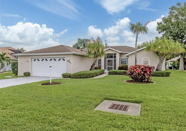 Photo 1 of Single family home for sale at 5839 Mckinley Rd, Venice, FL 34293 | MLS# N6146098 | Listing updated on 2026-10-14