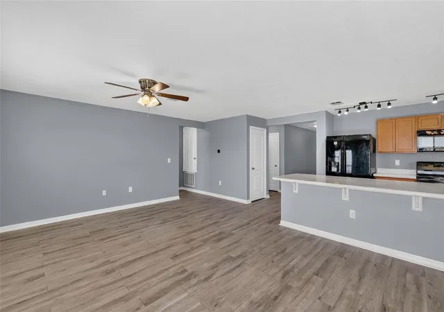 Photo 4 of Single family home for sale at 2465 Begonia St, Mascotte, FL 34753 | MLS# O6447923 | Listing updated on 2026-10-08