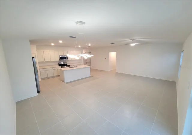Photo 2 of Single family home for sale at 3007 Totem Rd, Eagle Lake, FL 33839 | MLS# O6447924 | Listing updated on 2026-10-22