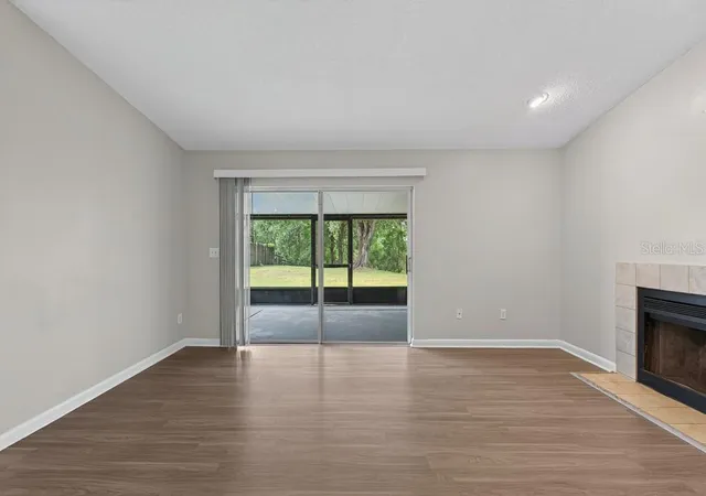 Photo 4 of Single family home for sale at 1219 Mohrlake Dr, Brandon, FL 33511 | MLS# TB8555708 | Listing updated on 2026-10-07