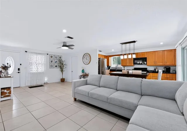Photo 2 of Single family home for sale at 2223 Fulton Way, Largo, FL 33774 | MLS# TB8555709 | Listing updated on 2026-10-08