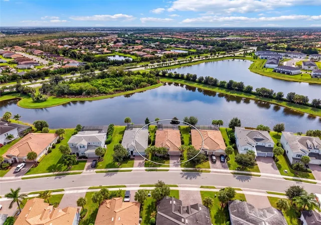 Photo 4 of Single family home for sale at 12326 Blue Hl Trl, Bradenton, FL 34211 | MLS# A4708775 | Listing updated on 2026-10-07