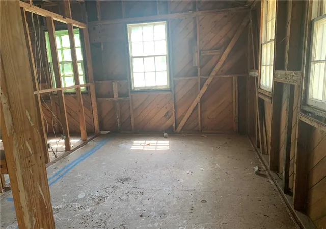 Photo 2 of Single family home for sale at 3010 E Curtis St, Tampa, FL 33610 | MLS# TB8555710 | Listing updated on 2026-10-08