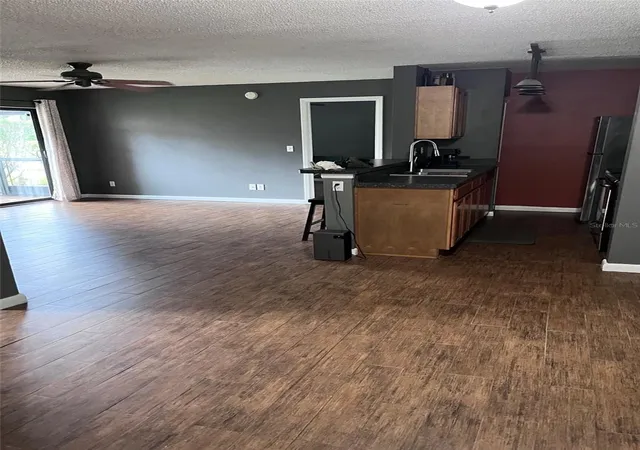 Photo 4 of Condo for sale at 2050 Hunters Glen Dr #614, Dunedin, FL 34698 | MLS# TB8555716 | Listing updated on 2026-10-10