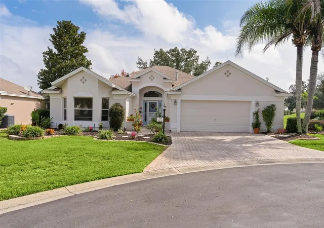Single family home for sale at 7108 SE 172nd Hazelwood Loop, THE VILLAGES, FL 32162 | MLS# G5118752