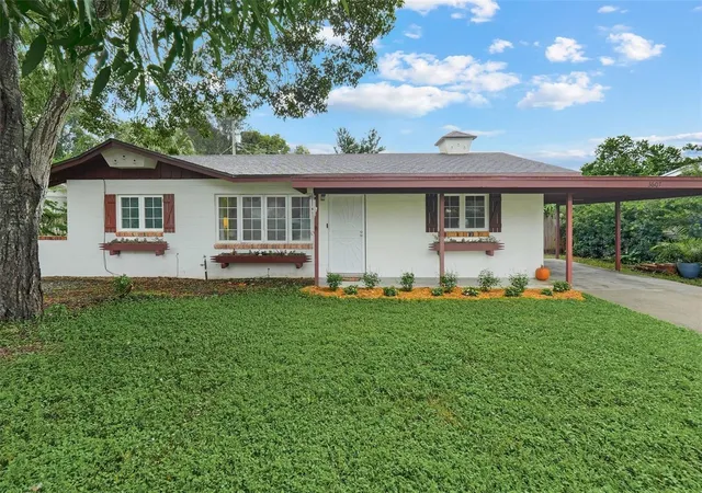 Single family home for sale at 3607 S Crystal Lake Dr, ORLANDO, FL 32806 | MLS# G5118753
