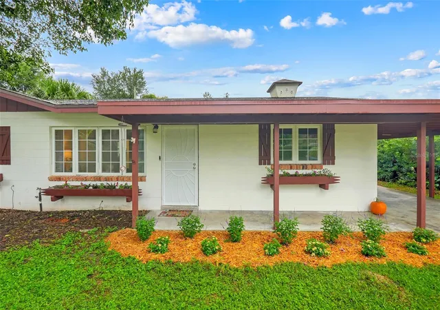 Photo 3 of Single family home for sale at 3607 S Crystal Lake Dr, Orlando, FL 32806 | MLS# G5118753 | Listing updated on 2026-10-09