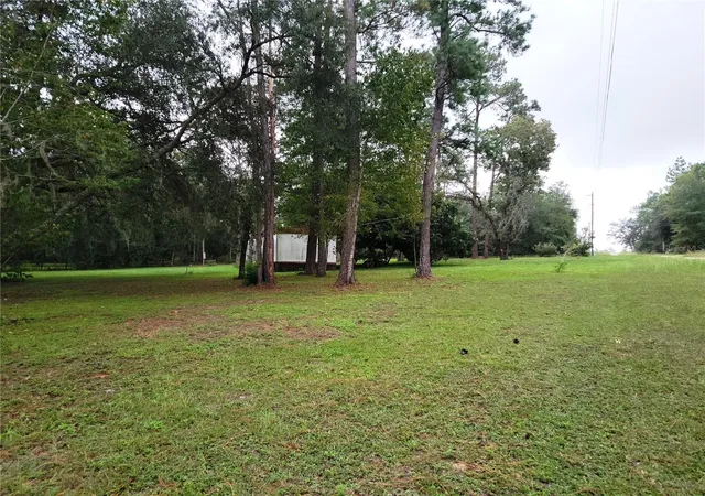 Photo 3 of Manufactured home for sale at 12231 NE 64 Place, Williston, FL 32696 | MLS# OM733597 | Listing updated on 2026-10-07