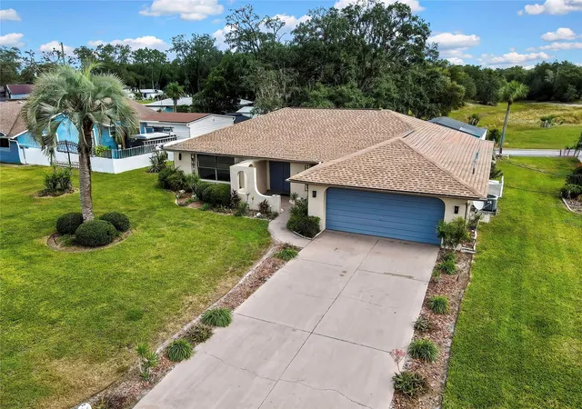 Photo 1 of Single family home for sale at 7548 Landmark Dr, Spring Hill, FL 34606 | MLS# TB8555719 | Listing updated on 2026-10-28