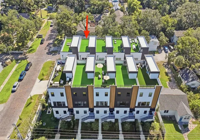 Photo 3 of Townhouse for sale at 2114 4th Street S #7, Saint Petersburg, FL 33705 | MLS# TB8555721 | Listing updated on 2026-10-26