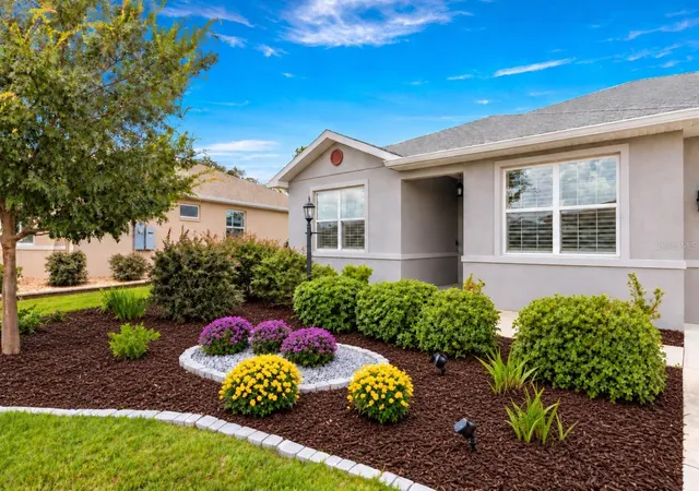 Photo 1 of Single family home for sale at 8847 Sw 104th Circle, Ocala, FL 34481 | MLS# OM733598 | Listing updated on 2026-10-10
