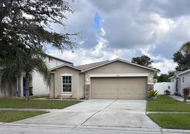 Single family home for sale at 7834 Carriage Pointe Dr, GIBSONTON, FL 33534 | MLS# TB8555725