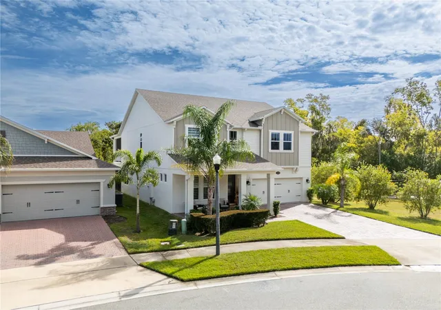 Photo 2 of Single family home for sale at 1316 Southern Sun Dr, Oakland, FL 34787 | MLS# S5159033 | Listing updated on 2026-10-09