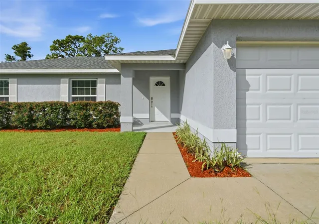Photo 3 of Single family home for sale at 16194 SW 23rd Court Rd, Ocala, FL 34473 | MLS# O6447945 | Listing updated on 2026-10-20