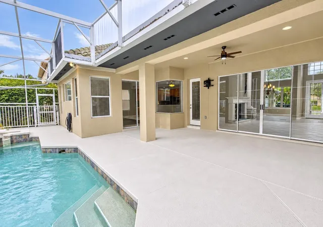 Photo 2 of Single family home for sale at 2078 Kensington Run Dr, Orlando, FL 32828 | MLS# O6447947 | Listing updated on 2026-10-08