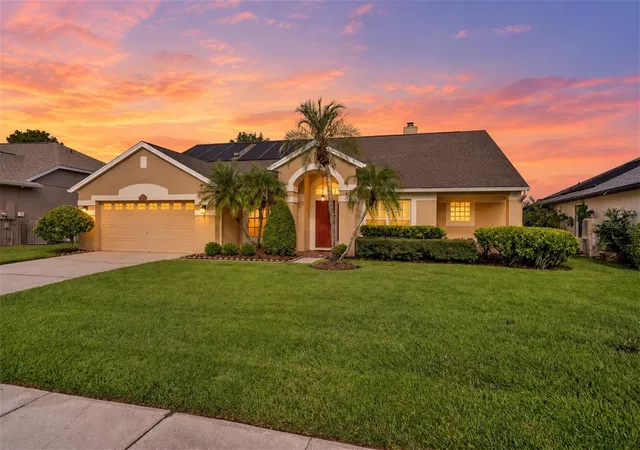 Photo 1 of Single family home for sale at 13715 Bluewater Cir, Orlando, FL 32828 | MLS# O6447951 | Listing updated on 2026-10-10