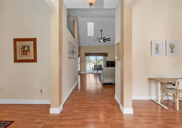 Photo 4 of Single family home for sale at 13715 Bluewater Cir, Orlando, FL 32828 | MLS# O6447951 | Listing updated on 2026-10-10