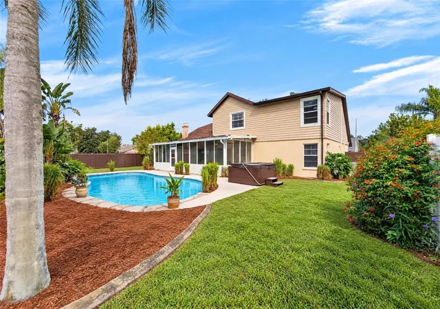 Photo 4 of Single family home for sale at 12301 Pathway Ct, Riverview, FL 33569 | MLS# TB8555737 | Listing updated on 2026-10-08